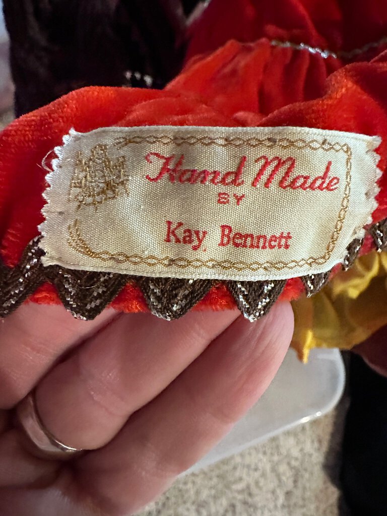VINTAGE NAVAJO DOLL BY KAY BENNETT