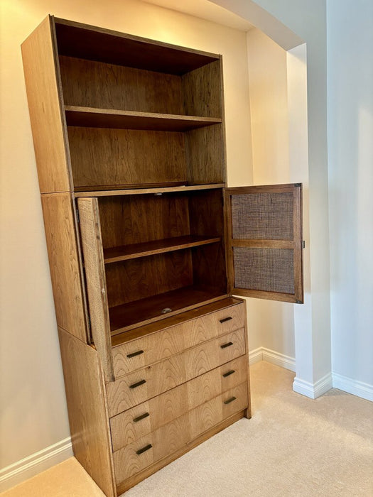 Mid-century Modern Dresser/Cabinet