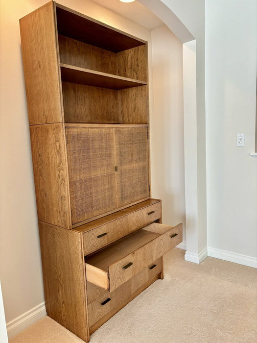 Mid-century Modern Dresser/Cabinet