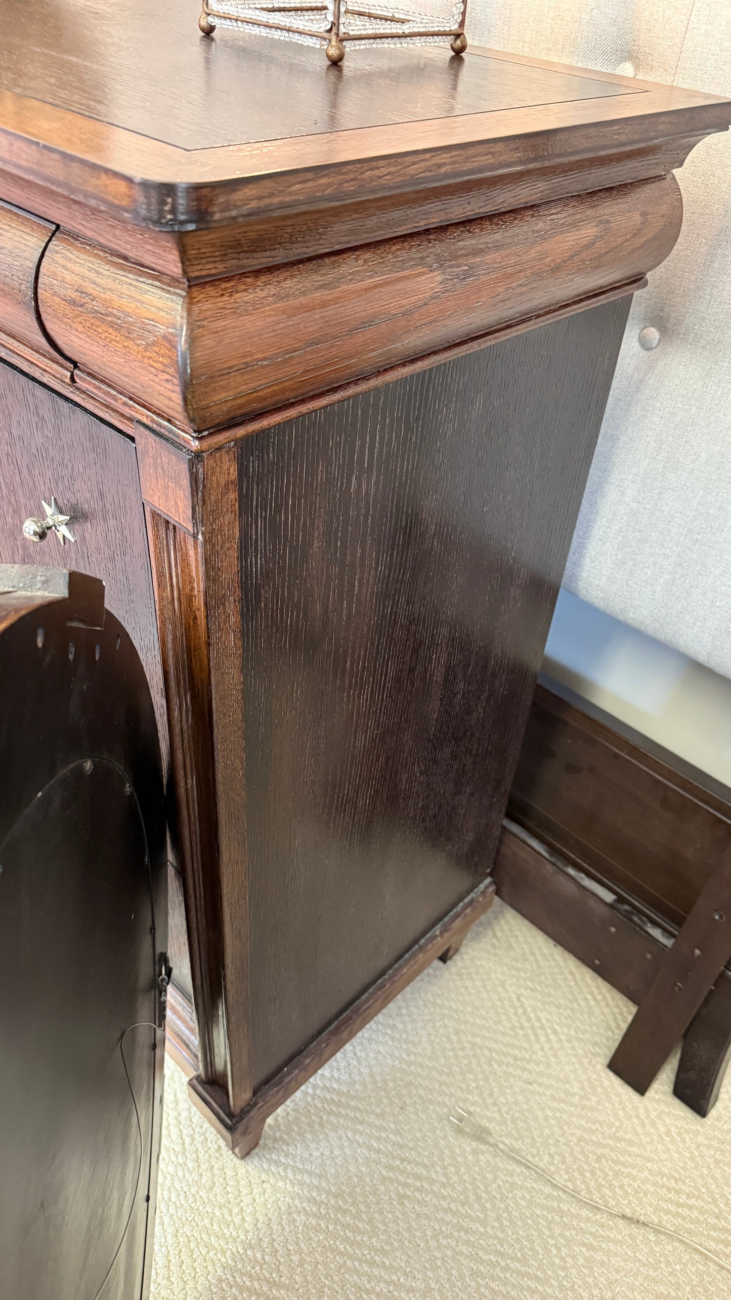 Drexel Heritage Triple Dresser and Round Mirror