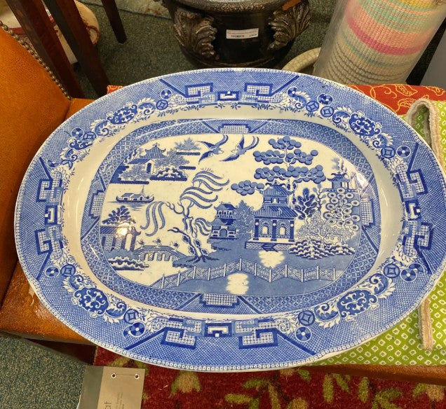 Grand Expressions Gallery and Home Store vintage oversized English Blue Willow ceramic serving platter.